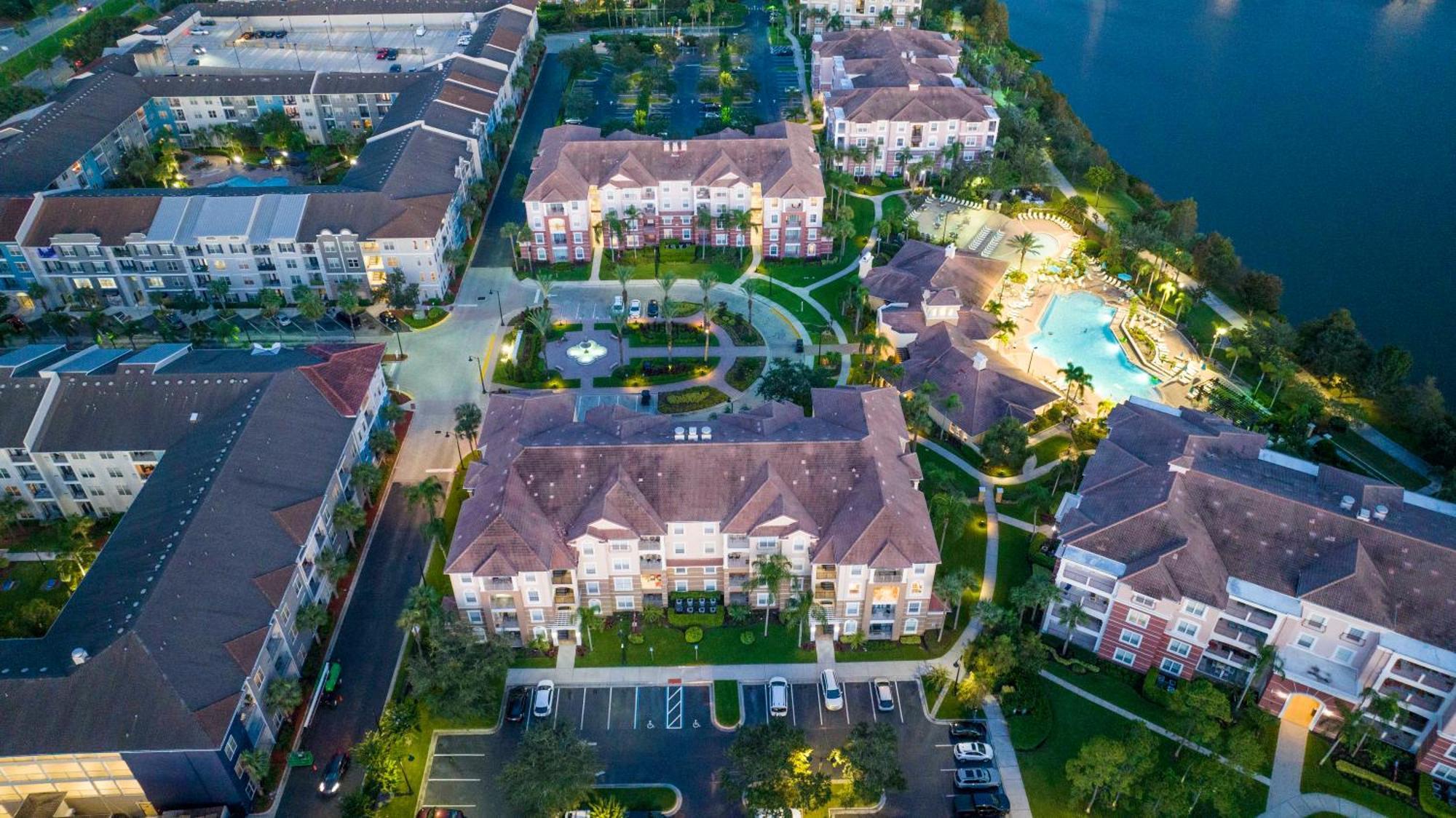 Location Location Orlando Resort Near All Parks! Int'L Dr Экстерьер фото